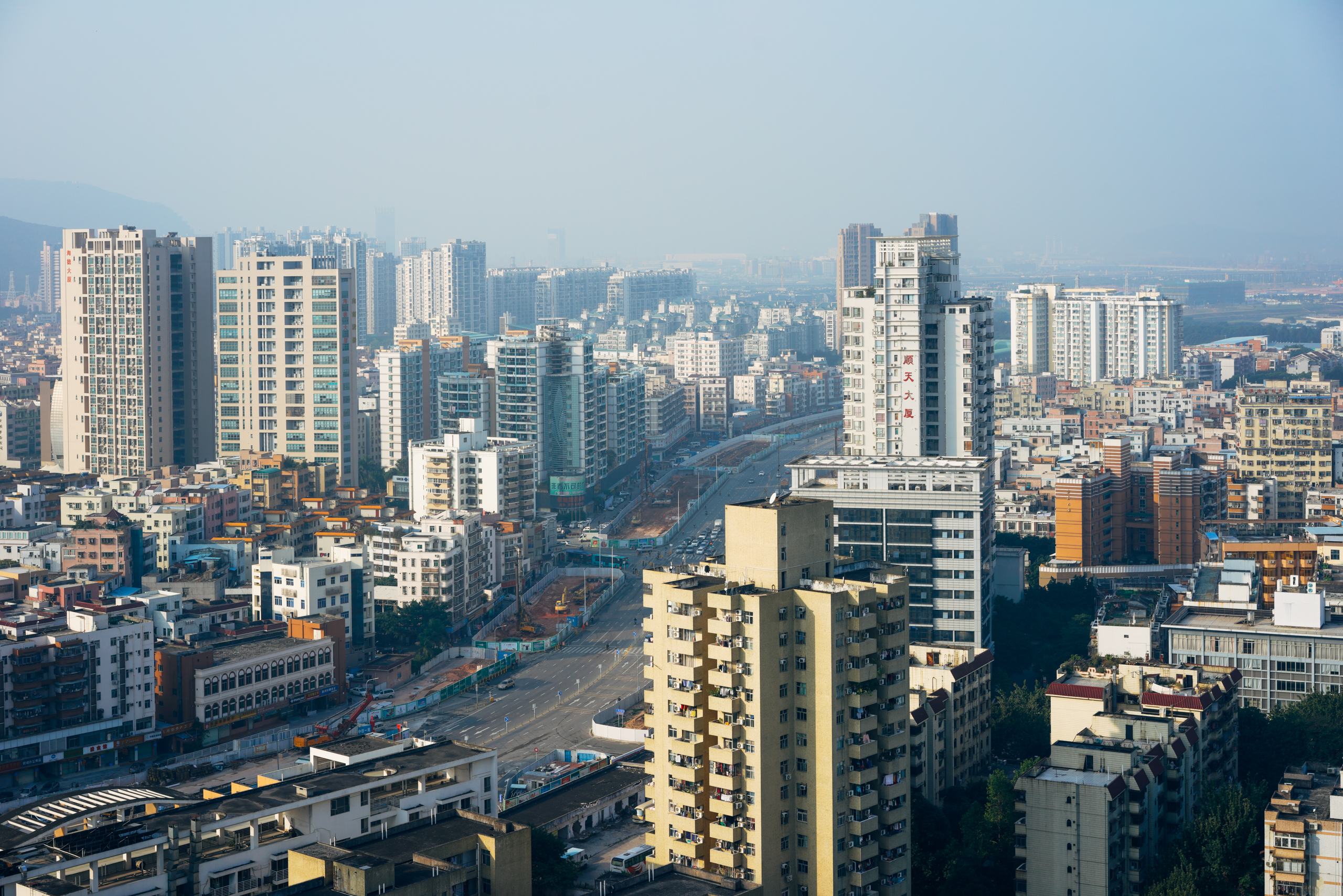 暖晴城市入新年