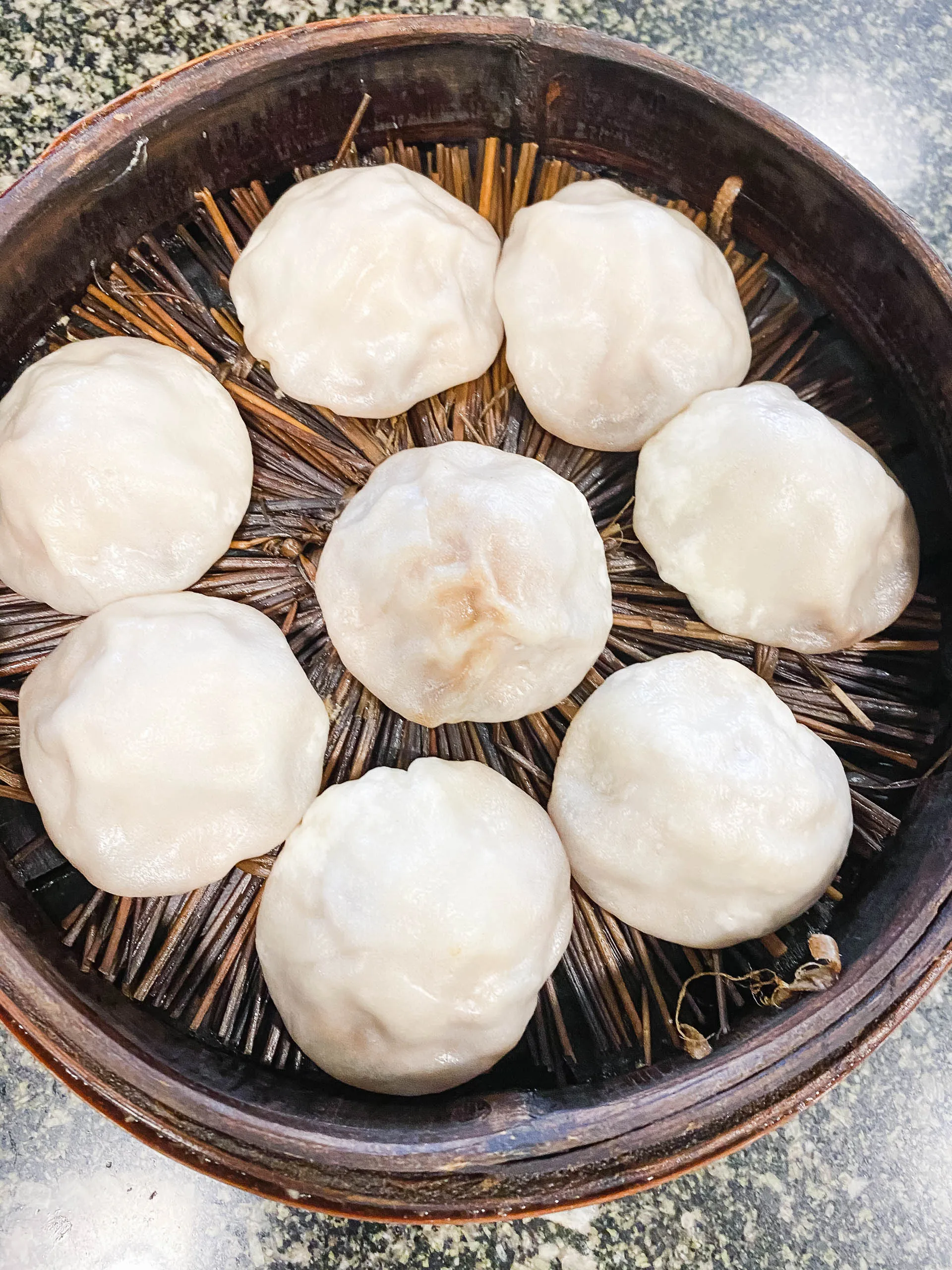 吴盛兴绉纱汤包