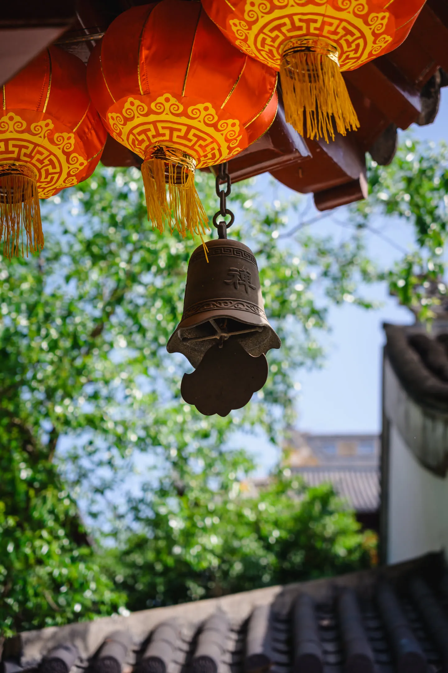 檐上的铜铃