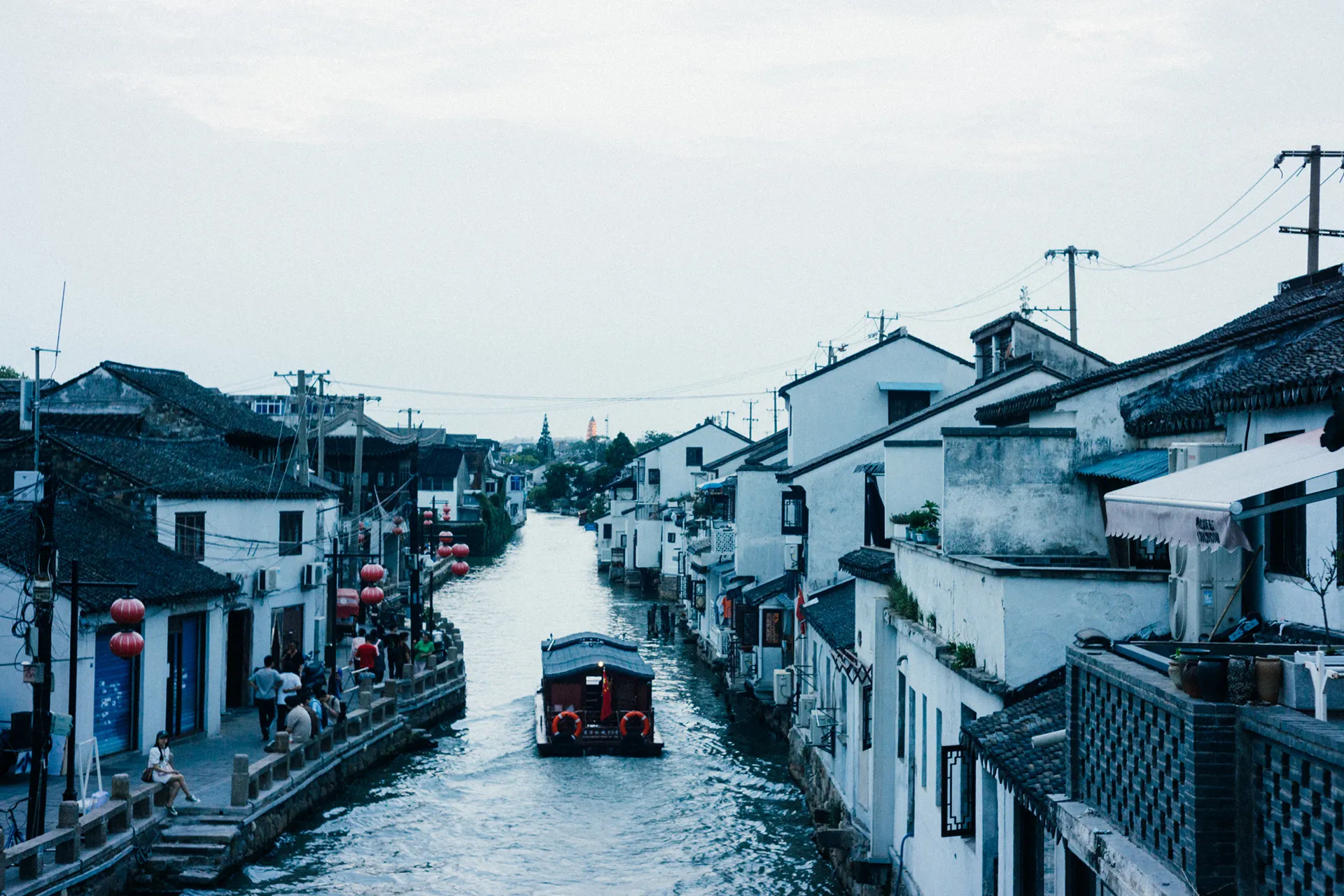 夜访山塘