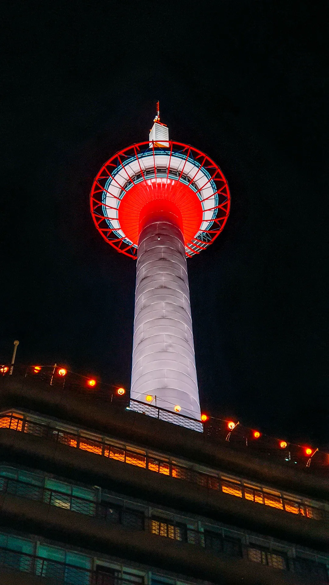 仰观京都塔