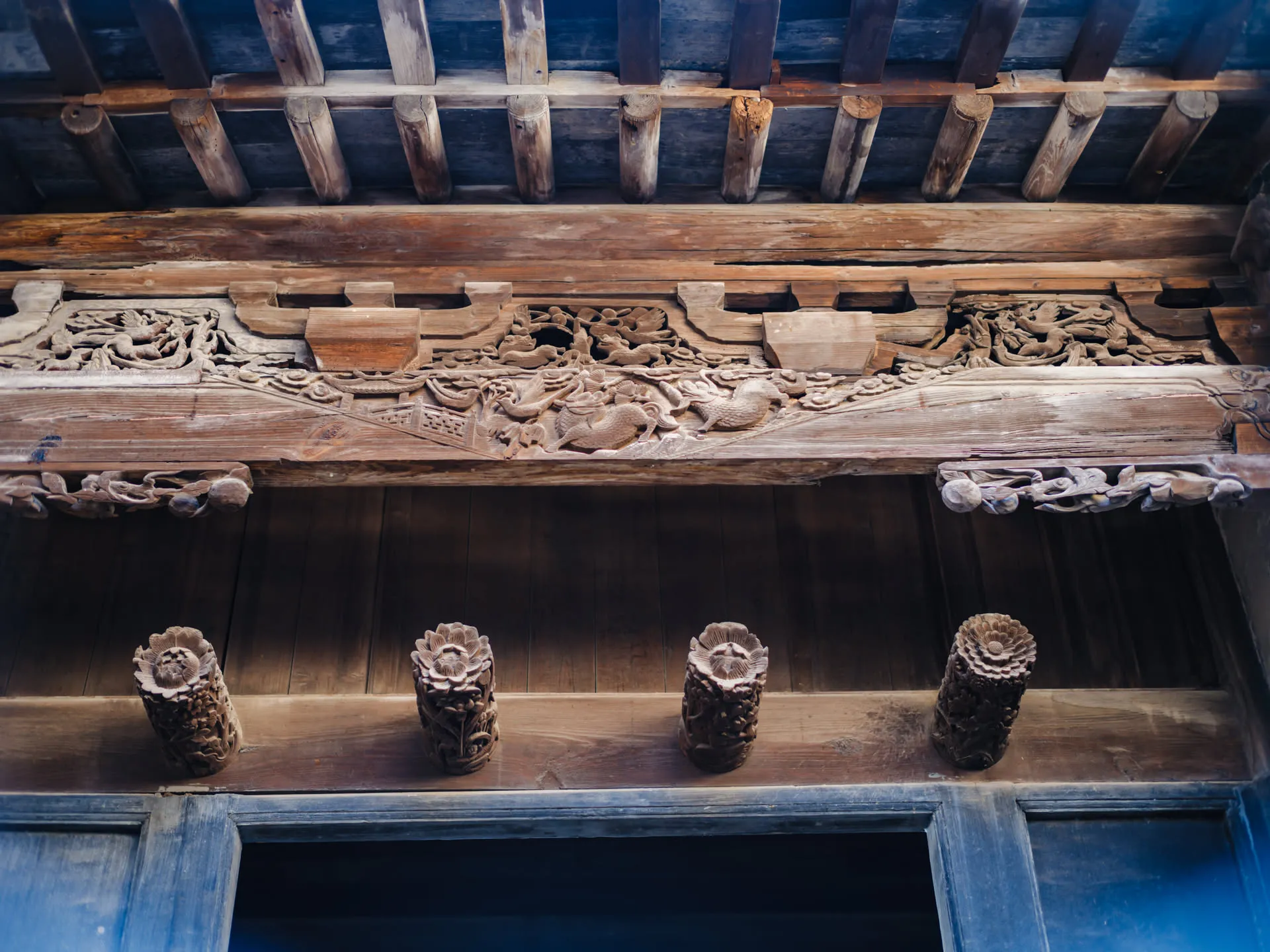 户对，就是「门当户对」那个户对