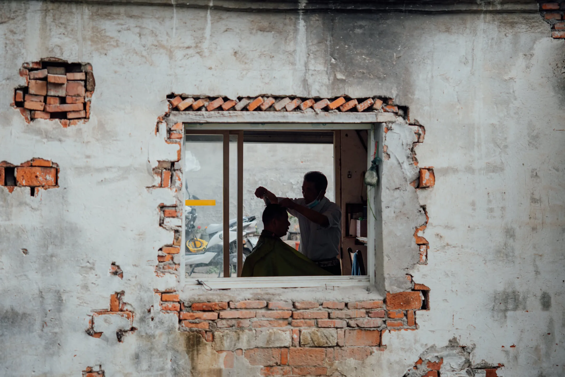 仍有人在此剪发